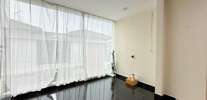 Indah Heights @ Skudai Indah – 3 Storey Cluster House – FOR SALE Indah Heights @ Skudai Indah – 3 Storey Cluster House – FOR SALE