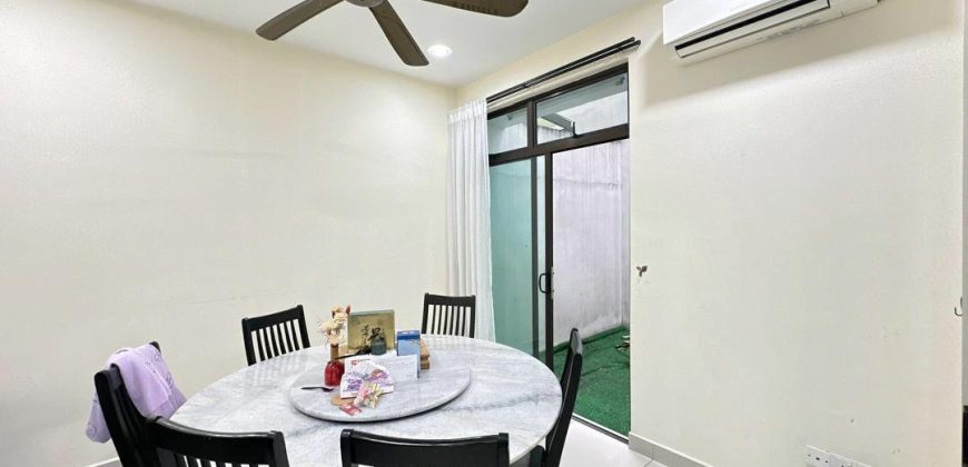 Indah Heights @ Skudai Indah – 3 Storey Cluster House – FOR SALE Indah Heights @ Skudai Indah – 3 Storey Cluster House – FOR SALE