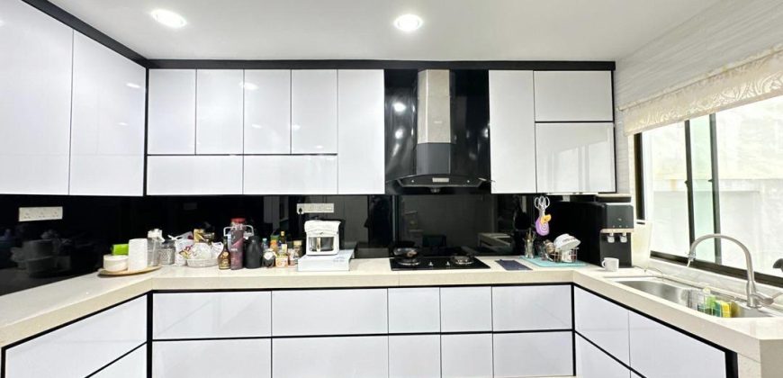 Indah Heights @ Skudai Indah – 3 Storey Cluster House – FOR SALE Indah Heights @ Skudai Indah – 3 Storey Cluster House – FOR SALE