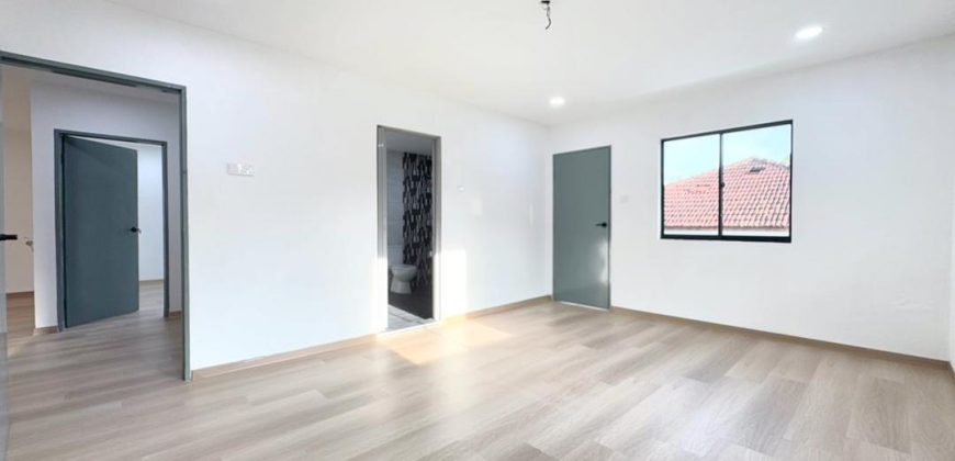 Kampung Mahmoddiah @ Jb Town – 2 Storey Bungalow House – FOR SALE Kampung Mahmoddiah @ Jb Town – 2 Storey Bungalow House – FOR SALE