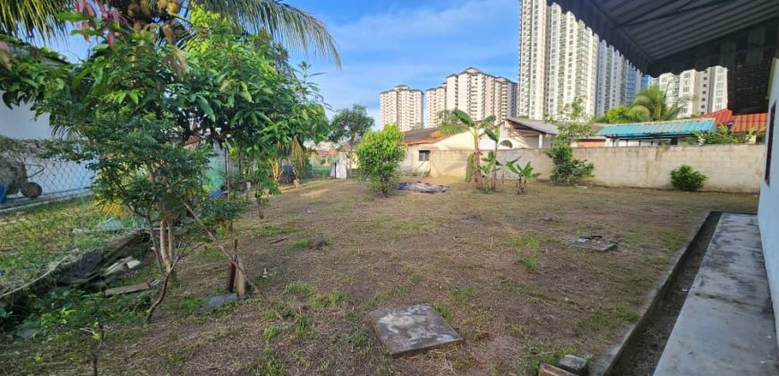 Larkin @ Dato Onn Jaffar – Single Storey Bungalow House – FOR SALE Larkin @ Dato Onn Jaffar – Single Storey Bungalow House – FOR SALE