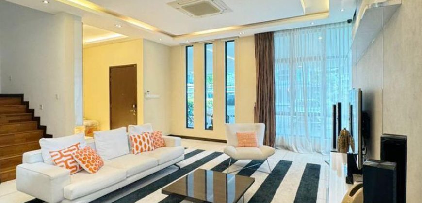 Straits View Residences @ Permas Jaya – 2.5 Storey Semi Detached House – FOR SALE