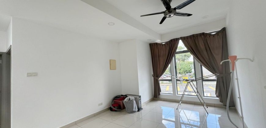 Taman Redang Lakeview 2 – 2 Storey Corner Superlink House – FOR SALE Taman Redang Lakeview 2 – 2 Storey Corner Superlink House – FOR SALE