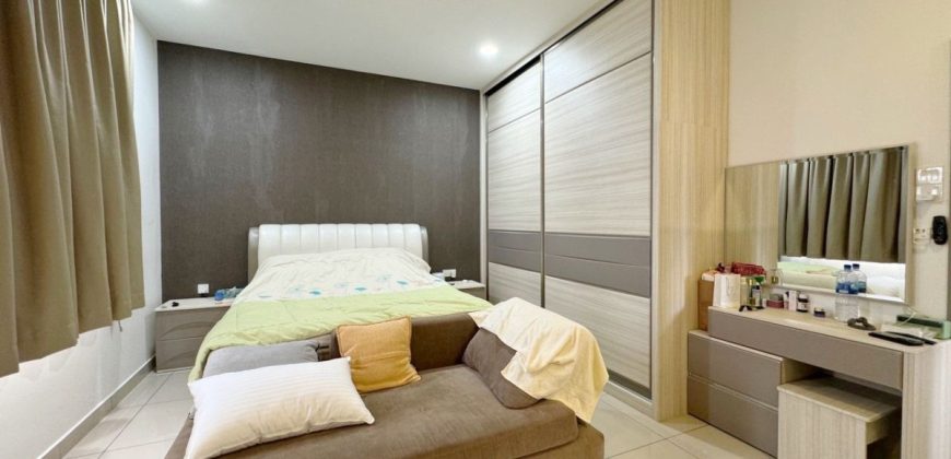 Taman Redang Lakeview 2 – 2 Storey Corner Superlink House – FOR SALE Taman Redang Lakeview 2 – 2 Storey Corner Superlink House – FOR SALE