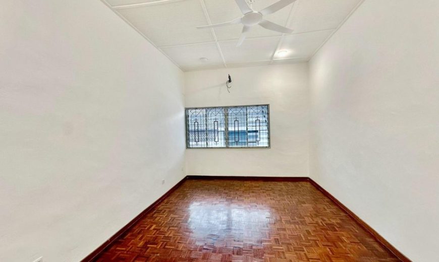 Taman Serene Park – 2 Storey Semi Detcahed House – FOR SALE Taman Serene Park – 2 Storey Semi Detcahed House – FOR SALE