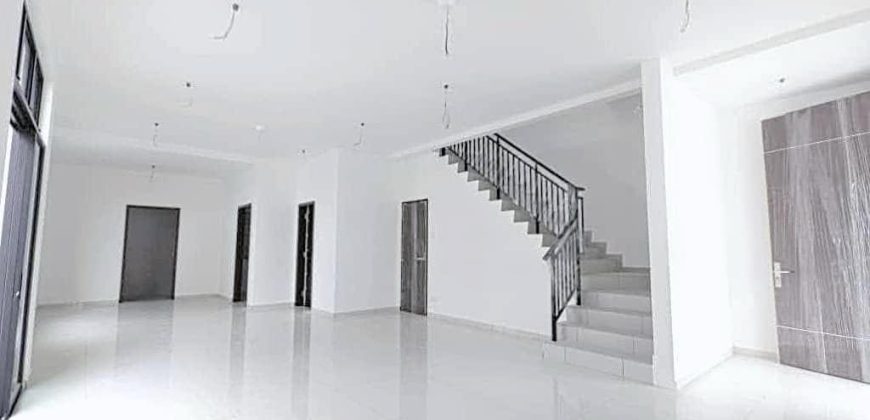 Austin Crest – 2 Storey Cluster House – FOR SALE Austin Crest – 2 Storey Cluster House – FOR SALE