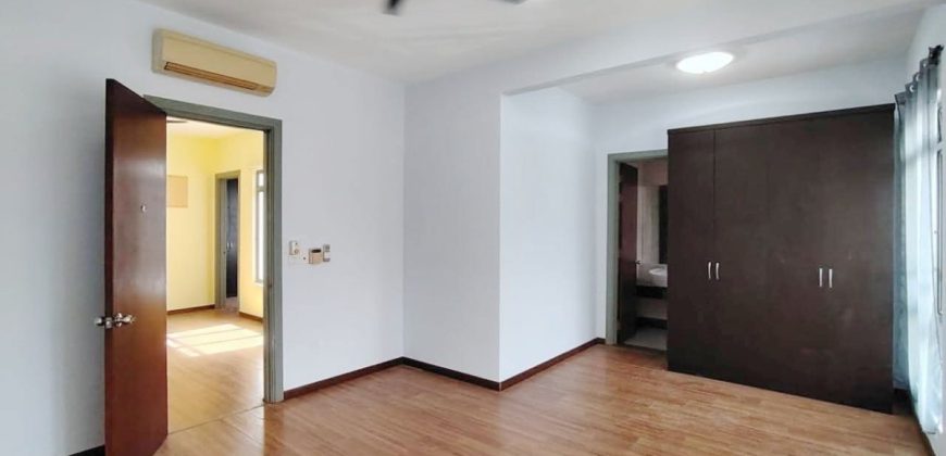 East Ledang – 2 Storey Superlink House – FOR SALE East Ledang – 2 Storey Superlink House – FOR SALE