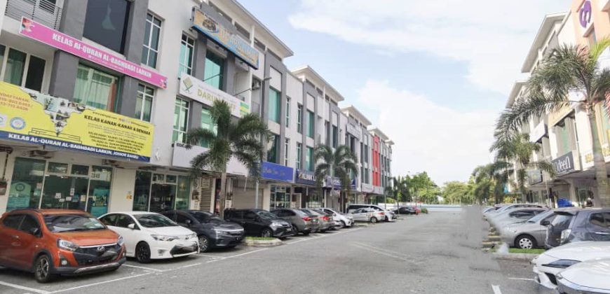 Larkin Jaya – 3 Storey Shoplot – FOR SALE