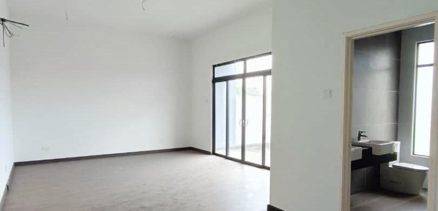 Taman Desa Tebrau – 3 Storey Semi Detached House – FOR SALE Taman Desa Tebrau – 3 Storey Semi Detached House – FOR SALE