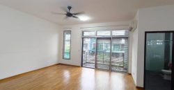 Taman Molek – 2 Storey Superlink House – FOR SALE Taman Molek – 2 Storey Superlink House – FOR SALE