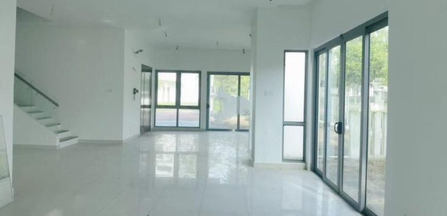 Sunway Lenang Heights – 2 Storey End Lot Semi Detached House – FOR SALE