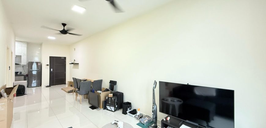 D’Summit Residence @ Kempas Utama – Service Residence – FOR SALE