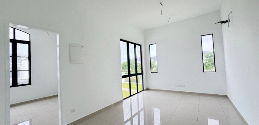 Eco Spring – 2 Storey End Lot Terrace House – FOR SALE