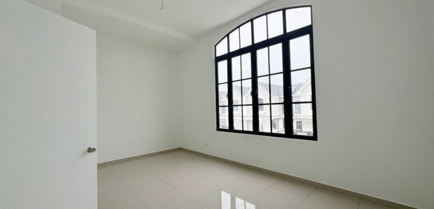 Eco Spring – 2 Storey End Lot Terrace House – FOR SALE