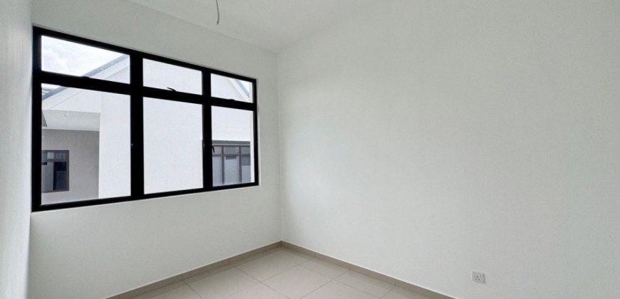 Eco Spring – 2 Storey End Lot Terrace House – FOR SALE