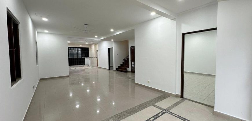 Impian Emas – 2 Storey Semi Detached House – FOR SALE Impian Emas – 2 Storey Semi Detached House – FOR SALE