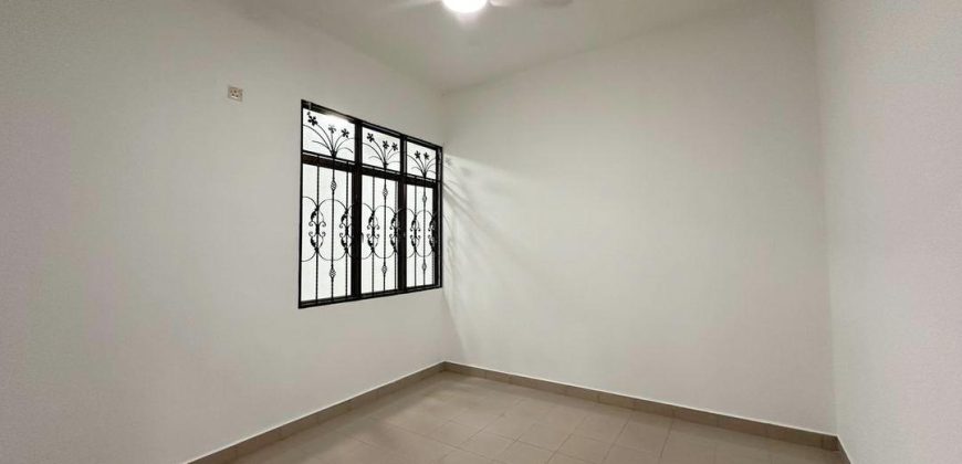 Impian Emas – 2 Storey Semi Detached House – FOR SALE Impian Emas – 2 Storey Semi Detached House – FOR SALE