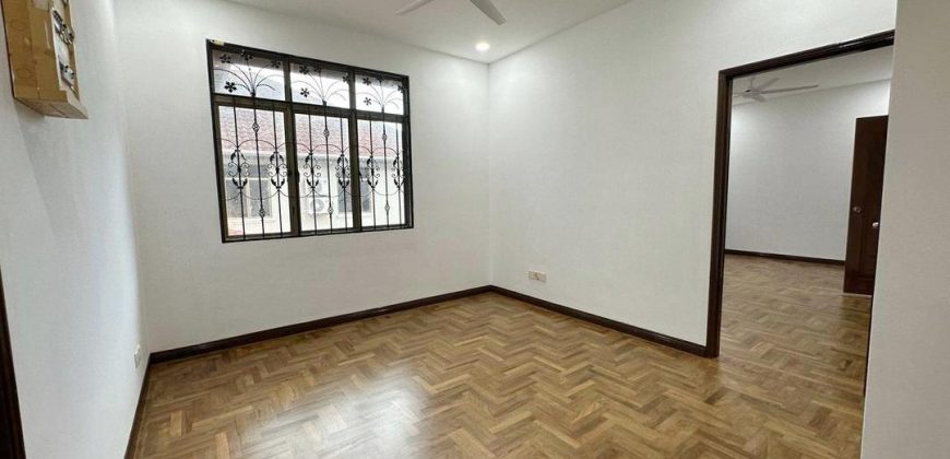 Impian Emas – 2 Storey Semi Detached House – FOR SALE Impian Emas – 2 Storey Semi Detached House – FOR SALE