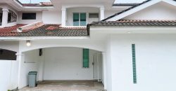 Taman Molek – 2 Storey Semi Detached House – FOR SALE Taman Molek – 2 Storey Semi Detached House – FOR SALE