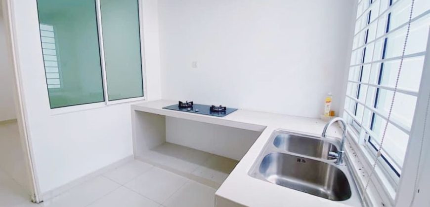 Taman Molek – 2 Storey Semi Detached House – FOR SALE Taman Molek – 2 Storey Semi Detached House – FOR SALE