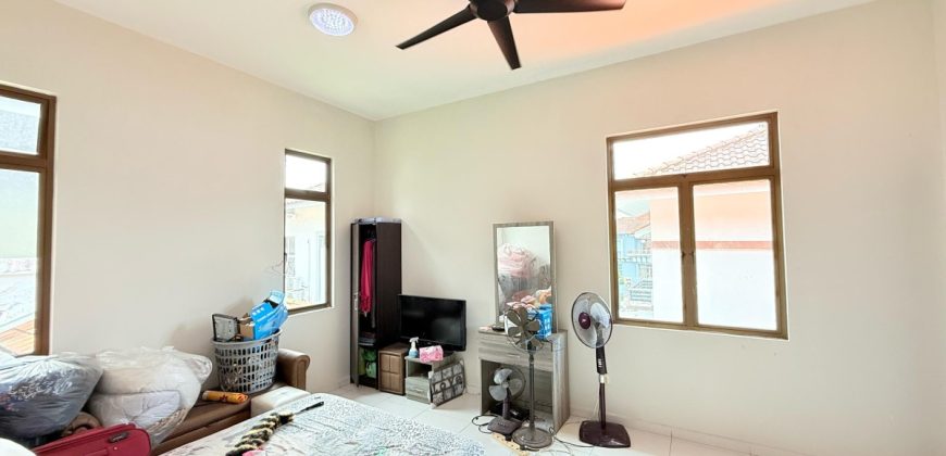 Park View @ Seri Alam – 3 Storey Semi Detached House – FOR SALE Park View @ Seri Alam – 3 Storey Semi Detached House – FOR SALE