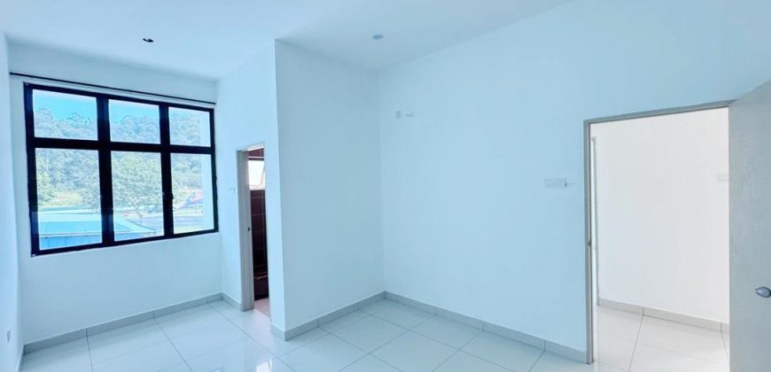 Taman Pulai Hijauan – 2 Storey Smei Detached House – FOR SALE Taman Pulai Hijauan – 2 Storey Smei Detached House – FOR SALE