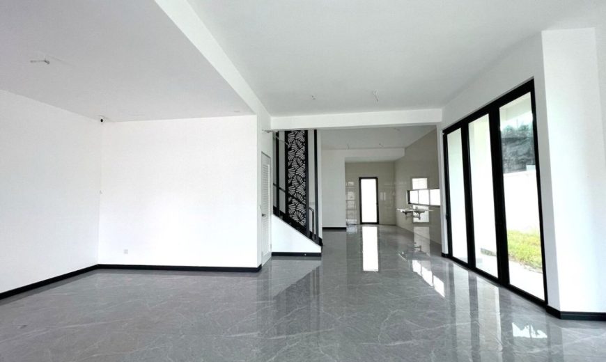 Setia Tropika – 2 Storey Semi Detached House – FOR SALE Setia Tropika – 2 Storey Semi Detached House – FOR SALE