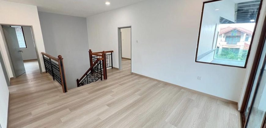 Taman Sri Pulai Perdana – 2 Storey Bungalow House – FOR SALE Taman Sri Pulai Perdana – 2 Storey Bungalow House – FOR SALE