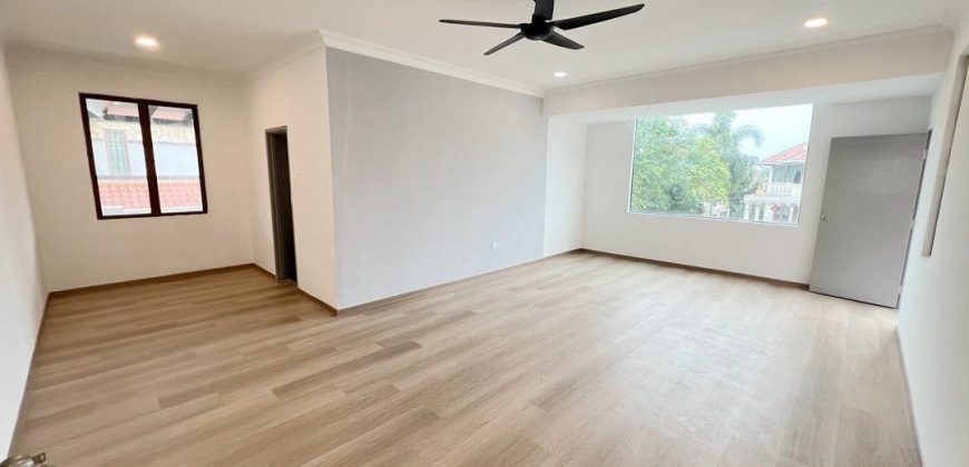 Taman Sri Pulai Perdana – 2 Storey Bungalow House – FOR SALE Taman Sri Pulai Perdana – 2 Storey Bungalow House – FOR SALE