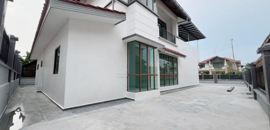 Taman Sri Pulai Perdana – 2 Storey Bungalow House – FOR SALE Taman Sri Pulai Perdana – 2 Storey Bungalow House – FOR SALE