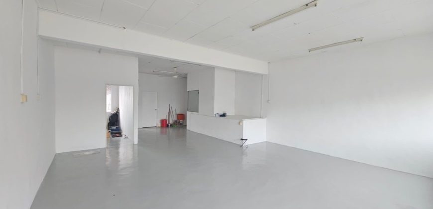 Taman Ungku Tun Aminah – 2 Storey Shoplot – FOR SALE Taman Ungku Tun Aminah – 2 Storey Shoplot – FOR SALE
