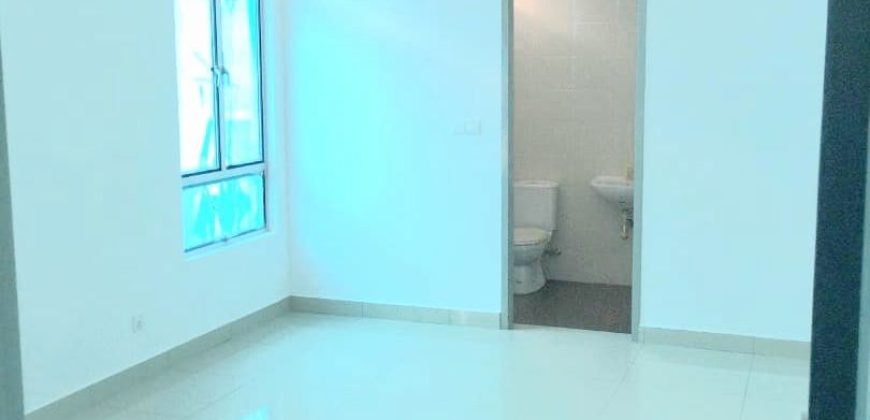 Horizon Hills – 2 Storey End Lot Superlink House – FOR SALE Horizon Hills – 2 Storey End Lot Superlink House – FOR SALE