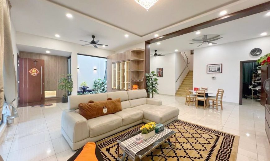 Bukit Indah – 2 Storey Semi Detached House – FOR SALE Bukit Indah – 2 Storey Semi Detached House – FOR SALE