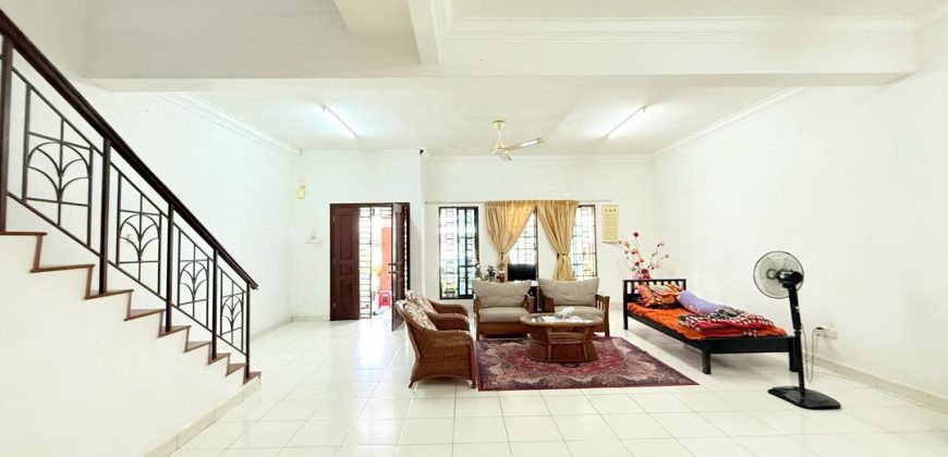 Taman Pelangi Indah @ Ulu Tiram – 2 Storey Superlink House – FOR SALE