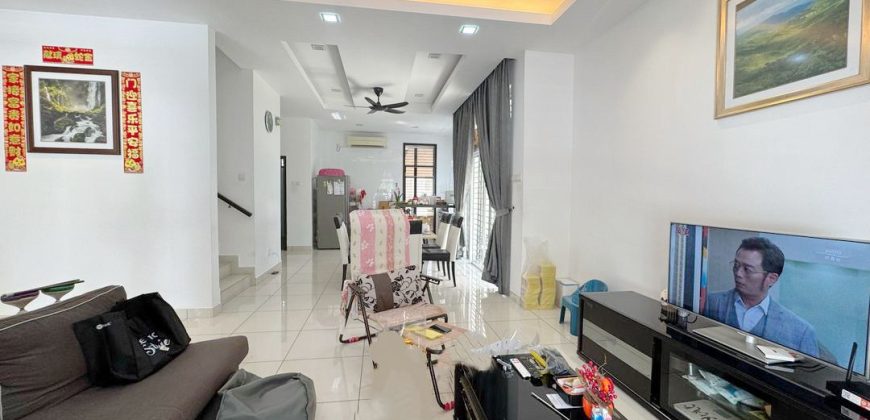 Taman Ponderosa Green @ Molek – 2 Storey Semi Detached House – FOR SALE Taman Ponderosa Green @ Molek – 2 Storey Semi Detached House – FOR SALE