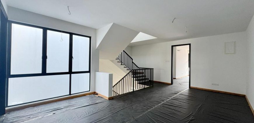 Senibong Cove – 3 Storey Terrace House – FOR SALE Senibong Cove – 3 Storey Terrace House – FOR SALE