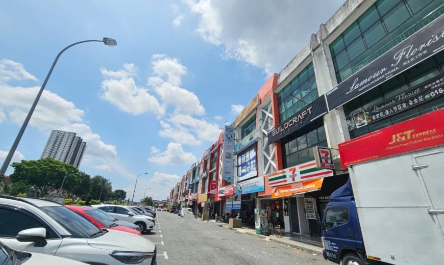 Bandar Uda Utama – 3 Storey Shoplot – Ground Floor – FOR RENT Bandar Uda Utama – 3 Storey Shoplot – Ground Floor – FOR RENT