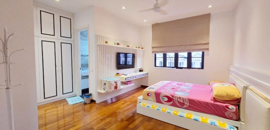 Eco Botanic – 2.5 Storey Semi Detached House – FOR SALE Eco Botanic – 2.5 Storey Semi Detached House – FOR SALE