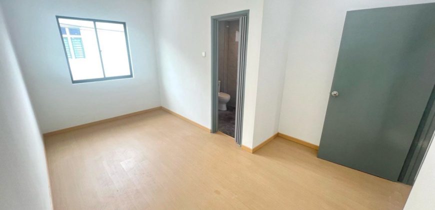 Taman Nusa Indah – 2 Storey Corner Terrace House – FOR SALE