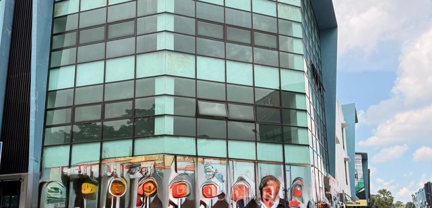 Bandar Dato Onn – 3 Storey Corner Shop Lot – FOR RENT