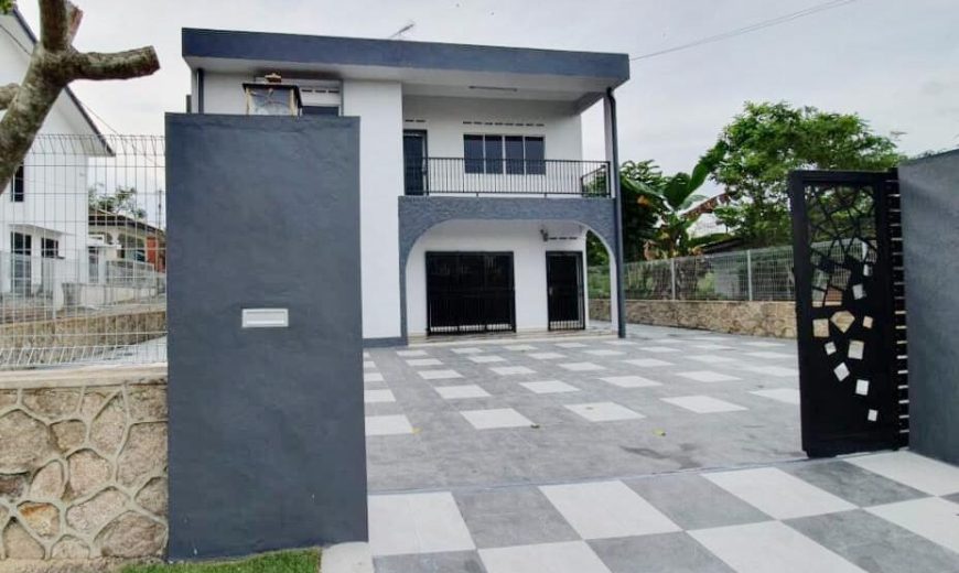 Jb Town Area – 2 Storey Bungalow House – FOR SALE Jb Town Area – 2 Storey Bungalow House – FOR SALE