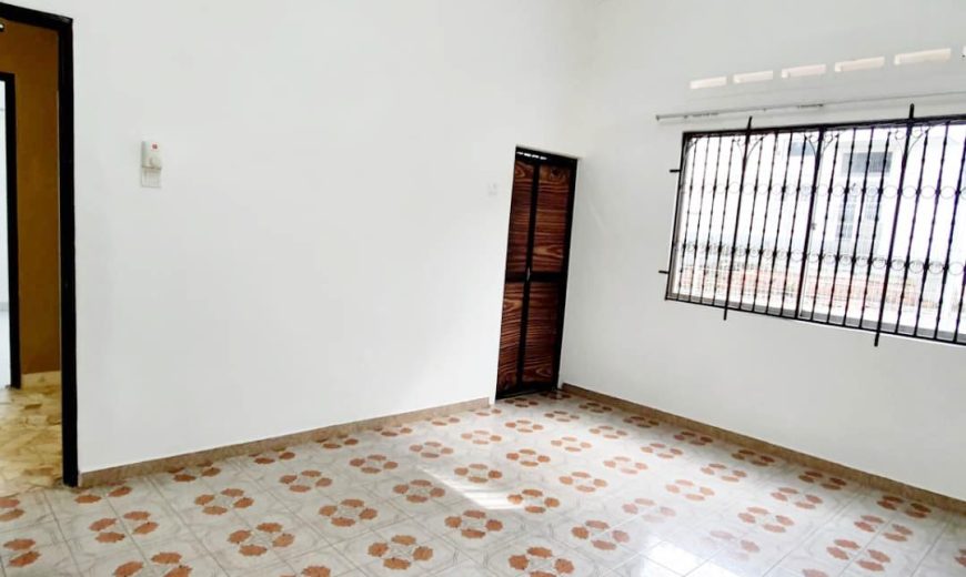 Jb Town Area – 2 Storey Bungalow House – FOR SALE Jb Town Area – 2 Storey Bungalow House – FOR SALE