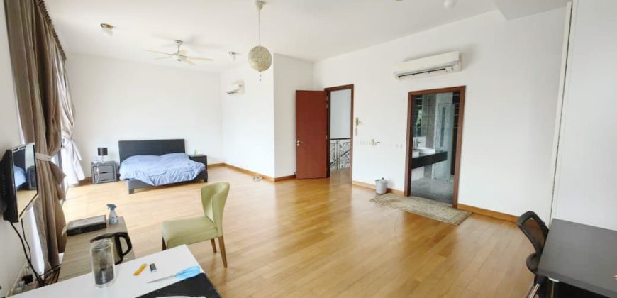 Nusa Duta 3 – 2 Storey Corner Bungalow House – FOR SALE Nusa Duta 3 – 2 Storey Corner Bungalow House – FOR SALE