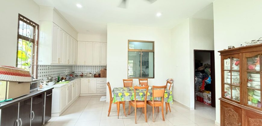 Park View @ Seri Alam – 3 Storey Semi Detached House – FOR RENT Park View @ Seri Alam – 3 Storey Semi Detached House – FOR RENT