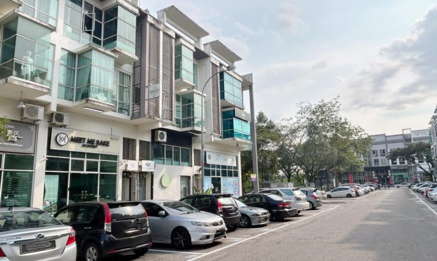 Pusat Perdagangan Danga Utama – 3 Storey End Lot Shop Lot – FOR SALE Pusat Perdagangan Danga Utama – 3 Storey End Lot Shop Lot – FOR SALE