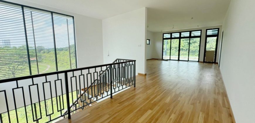Seri Austin Heights – 3 Storey Corner Bungalow House – FOR SALE