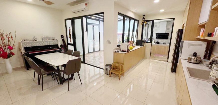 Sunway Citrine Lakehomes @ Iskandar Puteri – 2 Storey Link Cluster House – FOR SALE