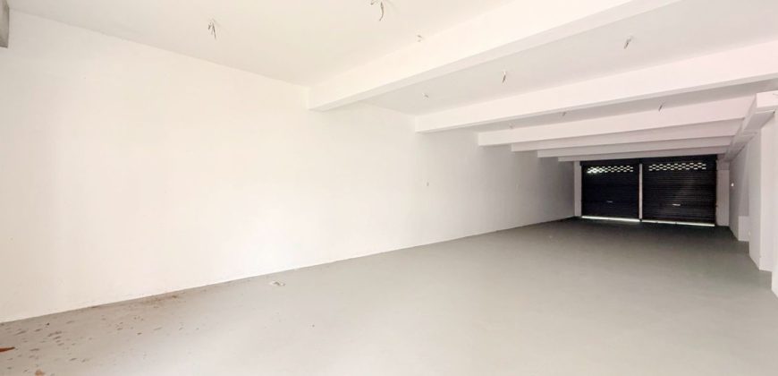 Taman Perling – 3 Storey Shoplot – FOR RENT