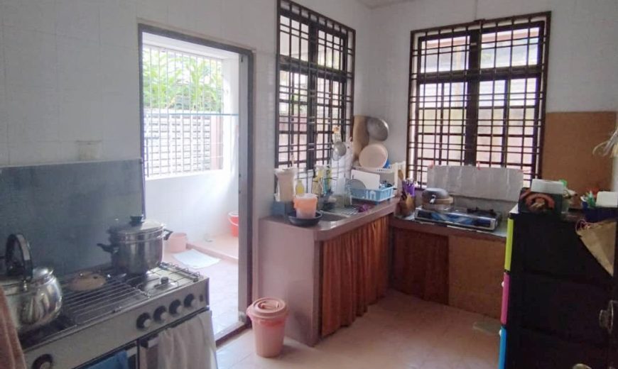 Taman Serene Park – 2 Storey Corner Bungalow House – FOR SALE Taman Serene Park – 2 Storey Corner Bungalow House – FOR SALE