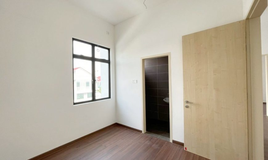 Austin Mutiara @ Mount Austin – 2 Storey Corner Cluster House – FOR SALE Austin Mutiara @ Mount Austin – 2 Storey Corner Cluster House – FOR SALE